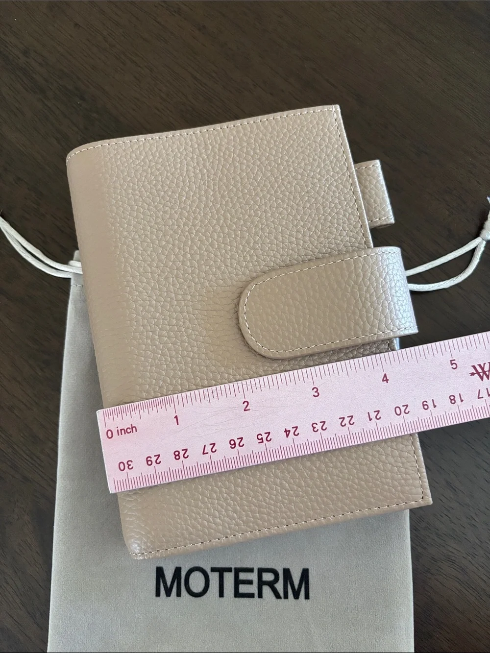 Moterm Pocket Leather Cover Pebbled Taupe Like New with Dust Bag for Notebook